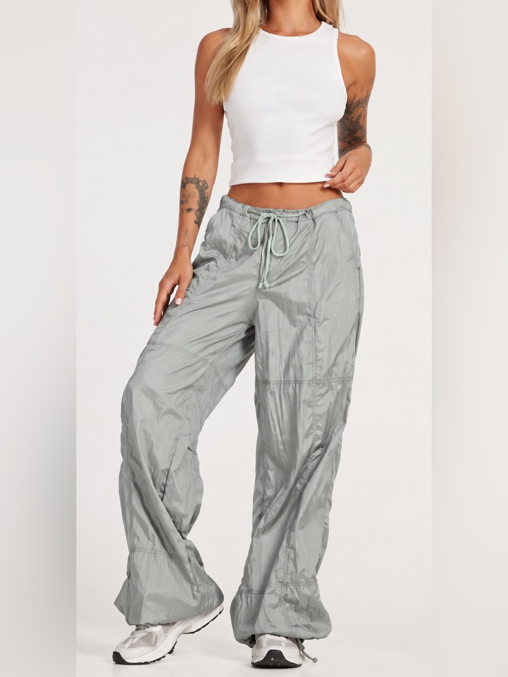 Motel Sage Chute Trousers Light Gray Drawstring Wide-Leg Track Pants, S